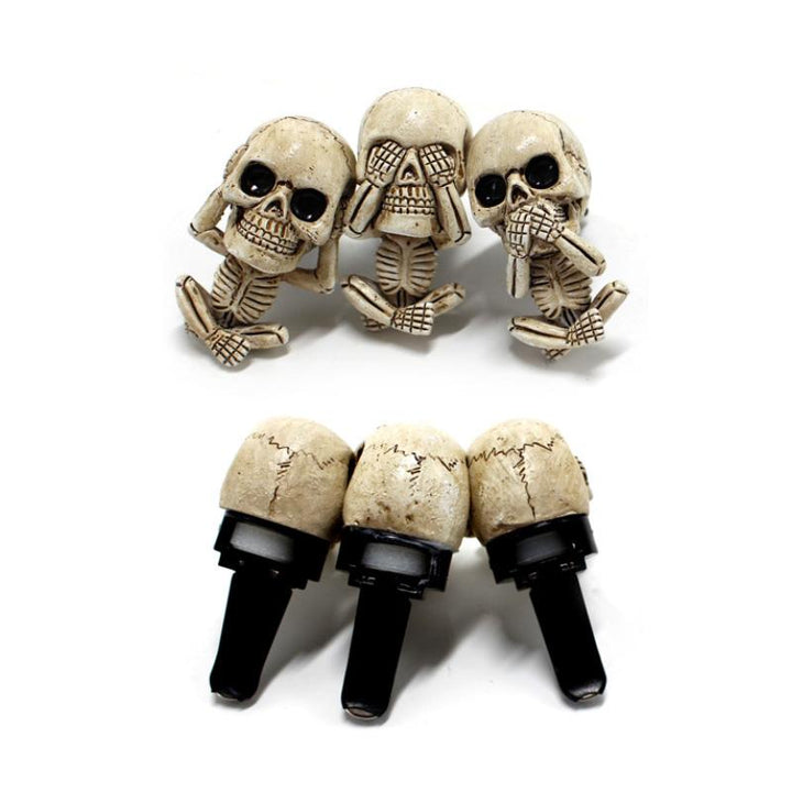 "Aromaterapi för bil med döskalledekor, 3-pack. Stilfull design med skalle och solros, lämplig för alla fordon."
