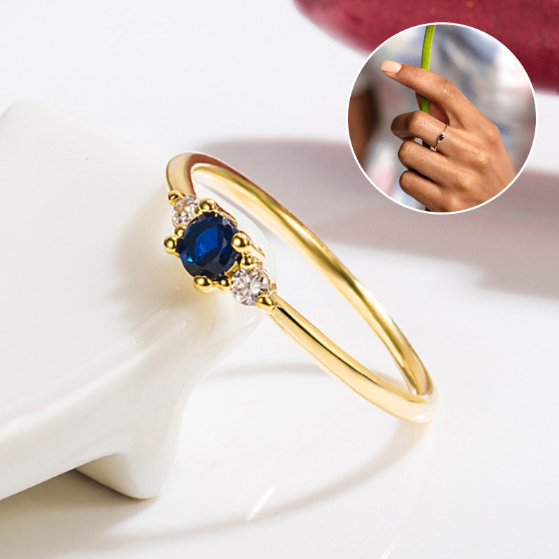 Art Déco-ring i koppar för män och kvinnor, elegant vitguld och gyllene nyanser, tidlös design, accessoar.