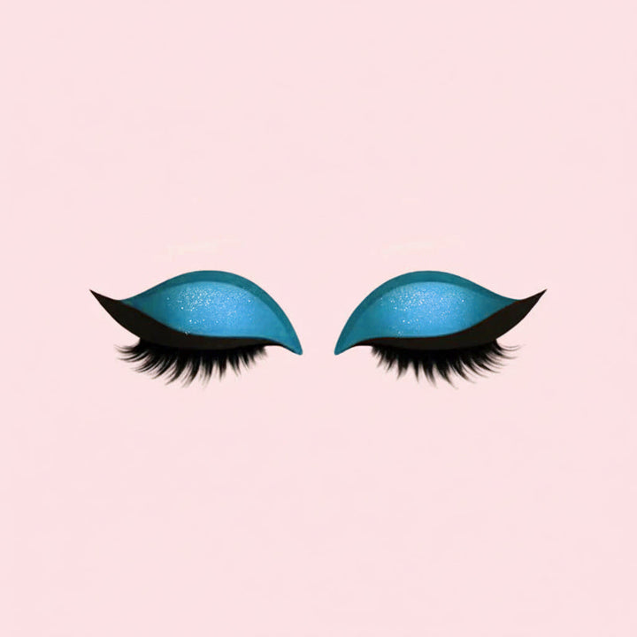 Smidiga lösögonfransar med tillhörande eyeliner och ögonskugga