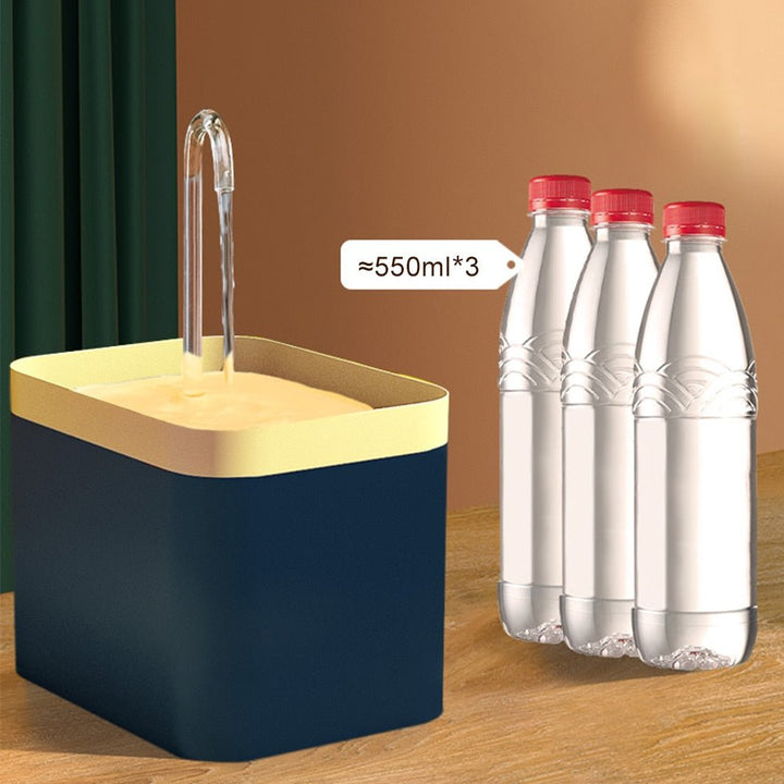 1.5L katt vattenfontän med filtrering, ser till att din katt dricker rent och friskt vatten.