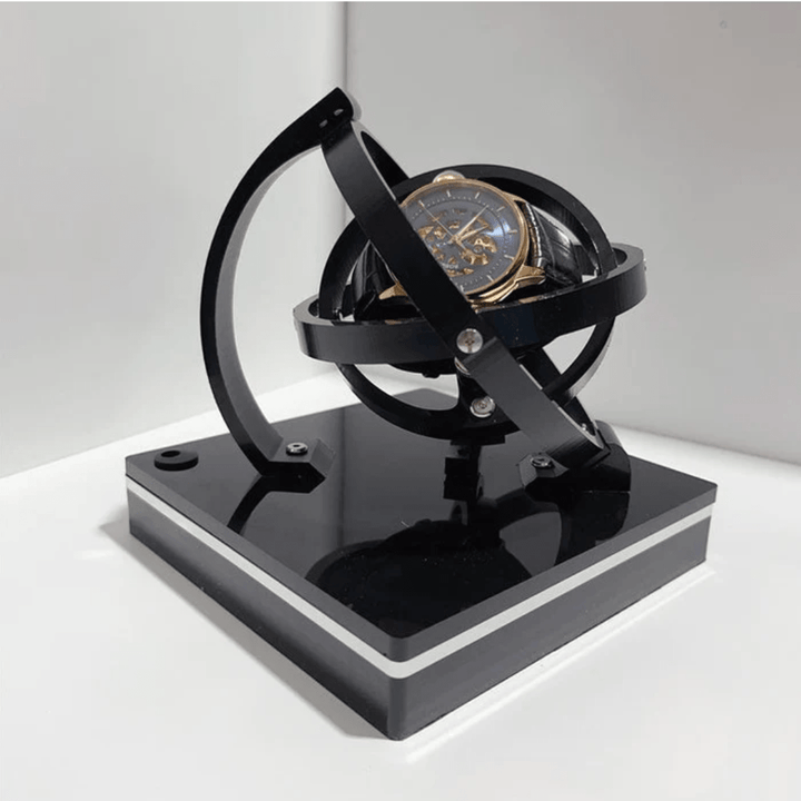 Automatisk klockuppdragare för 2 mekaniska klockor i lyxig design, tyst urverk, elegant förvaring.