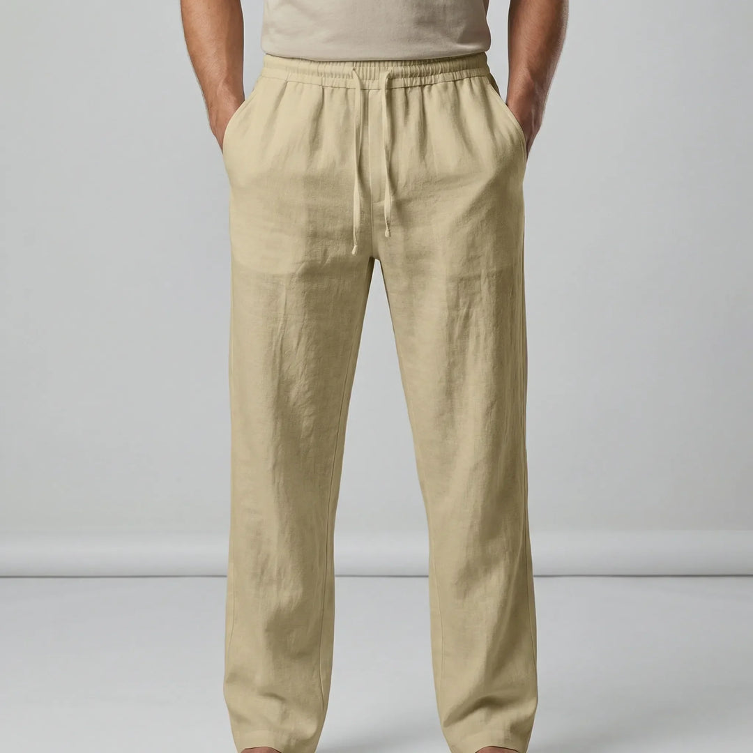 Stilrena avslappnade herrbyxor, smart casual. Bekväma vida byxor för vår/sommar och herrkläder.