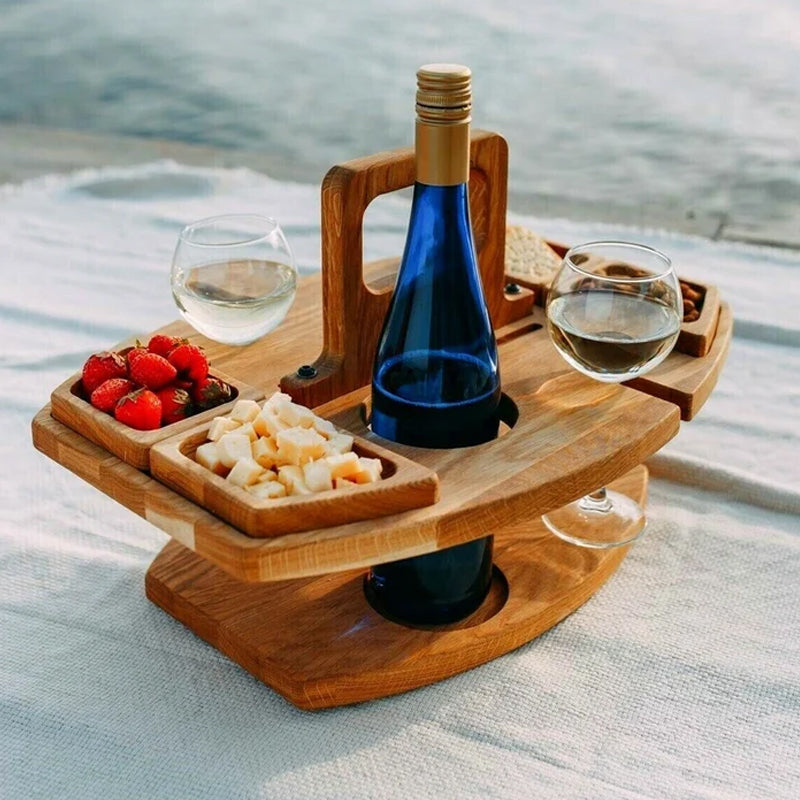 Bärbart picknickbord för vin, perfekt för utomhusmys i trädgården eller på stranden. Hopfällbart vinbord.