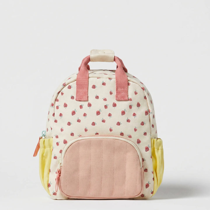 Mönstrad barnryggsäck med jordgubbsdesign. En lekfull skolväska och dagryggsäck för förskola.