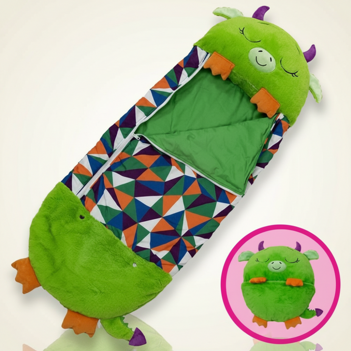 Grön barnsovsäck med rolig dinosauriedesign och spetsiga horn