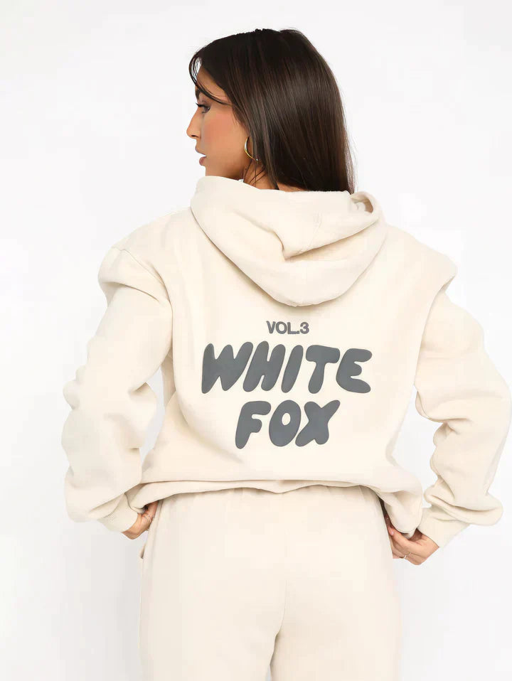 Stilren damträningsdräkt Elise i höstmode. Trendig hoodie pullover för en aktiv livsstil, fritid & sport.