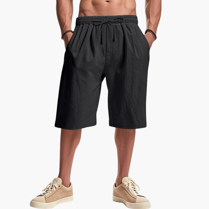 Bekväma herrshorts med dragsko och fickor för vardagsbruk. Perfekta sommarshorts.