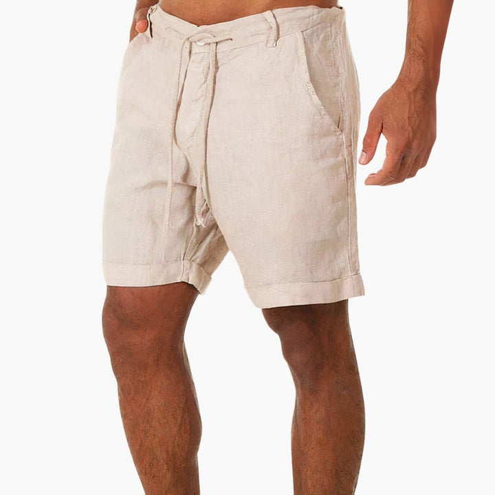 Bekväma herrshorts med dragsko, perfekta för sommar och fritid. Avslappnad passform för maximal komfort.