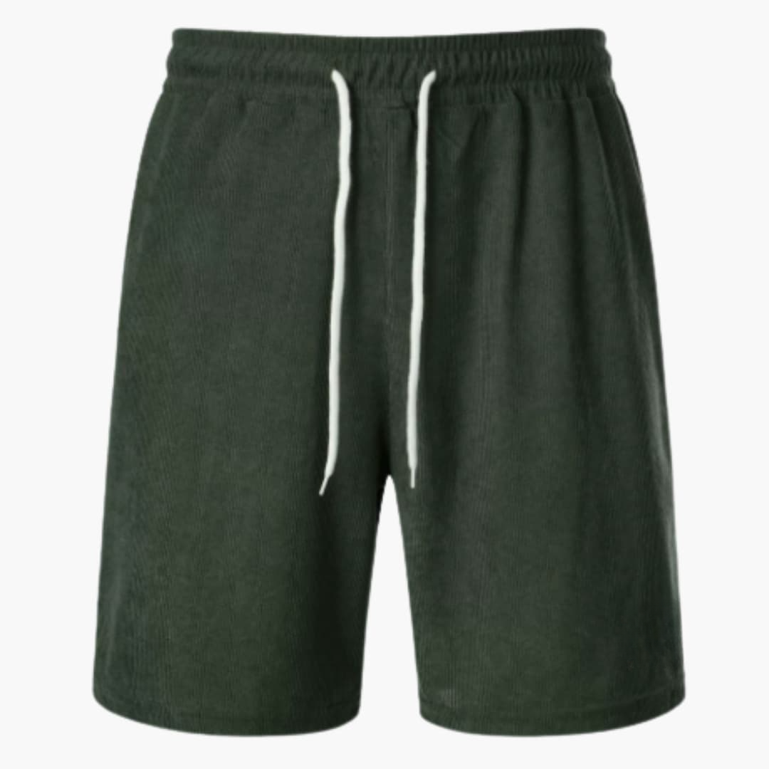 Stilrena herrshorts för casual mode, med ribbad yta, dragsko & avslappnad passform.