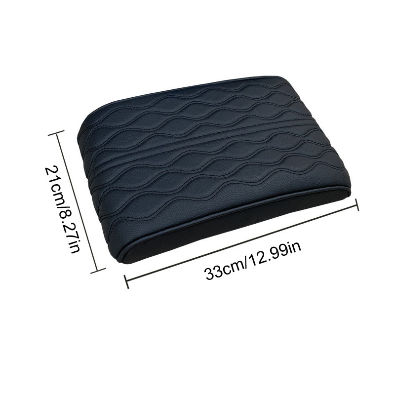 Bilens armstödslåda i memory foam i elegant svart mikrofiberläder, stilrent designad för komfort och skydd mot smuts och slitning