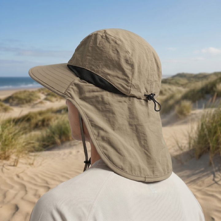 Grön sommarhatt med långt nackskydd för friluftsliv och soliga dagar utomhus