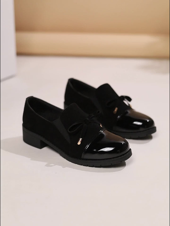 Elegant svart damloafer i kvalitativt utförande med mjuk sula