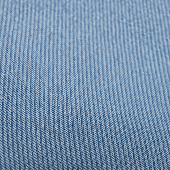 Grå damjeans med hög midja och smal passform framifrån