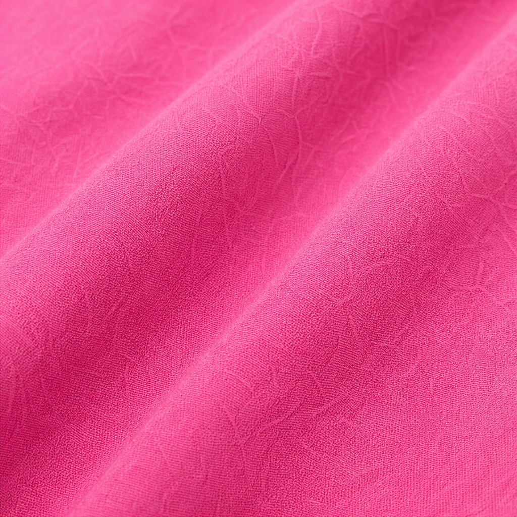 Baksida av rosa dam blus i bekväm och modern design