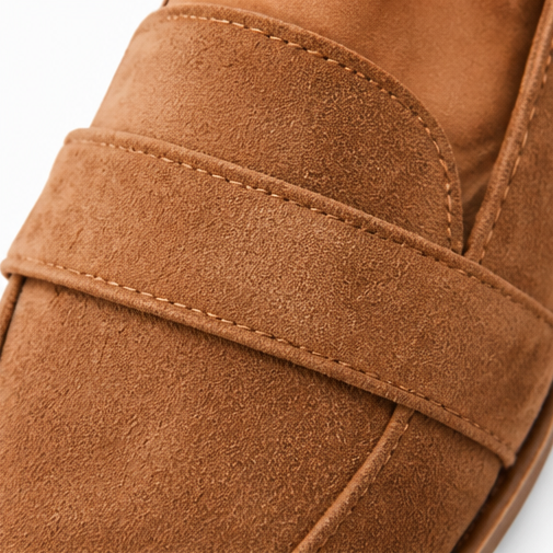 Moderna loafers med spetsig tå för en professionell och chic look
