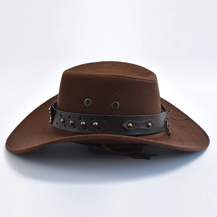 Snygg solhatt i cowboystil som passar utmärkt till utomhusäventyr