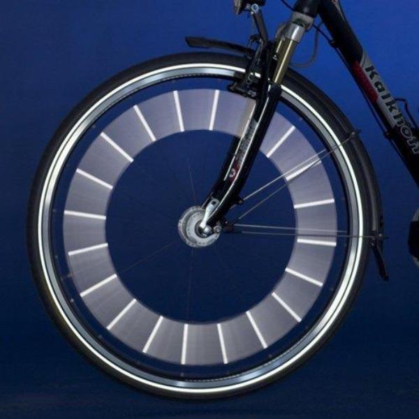 Cykelreflexer för unisex på ekrar, silverfärgade, 3D-reflekterande för hög synlighet och säkerhet vid nattcykling.