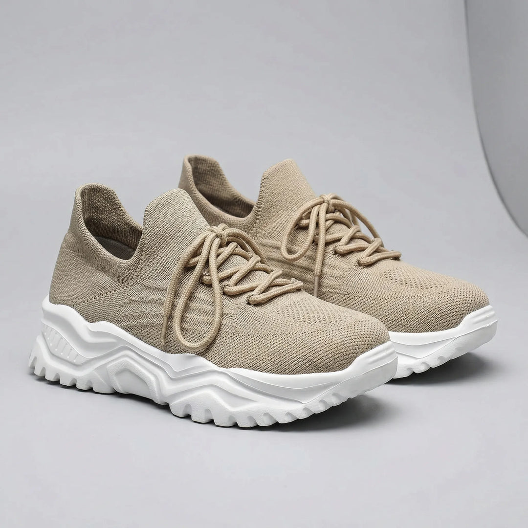 Lätta dam Abbey sneakers. Ortopediska promenadskor med platt sula för vardagskomfort & dämpning.