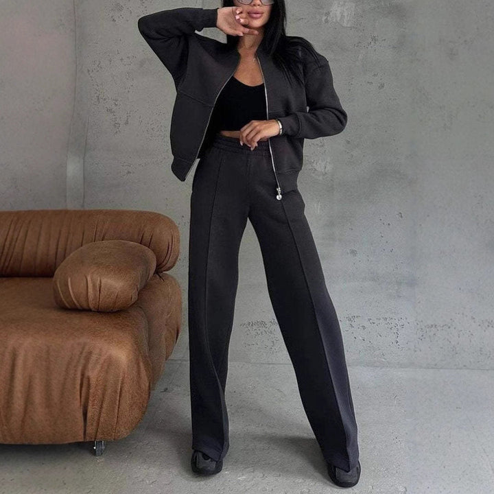 Bekvämt dam byxset med raka ben, regular fit. Idealiskt som loungewear eller för avslappnad elegans.