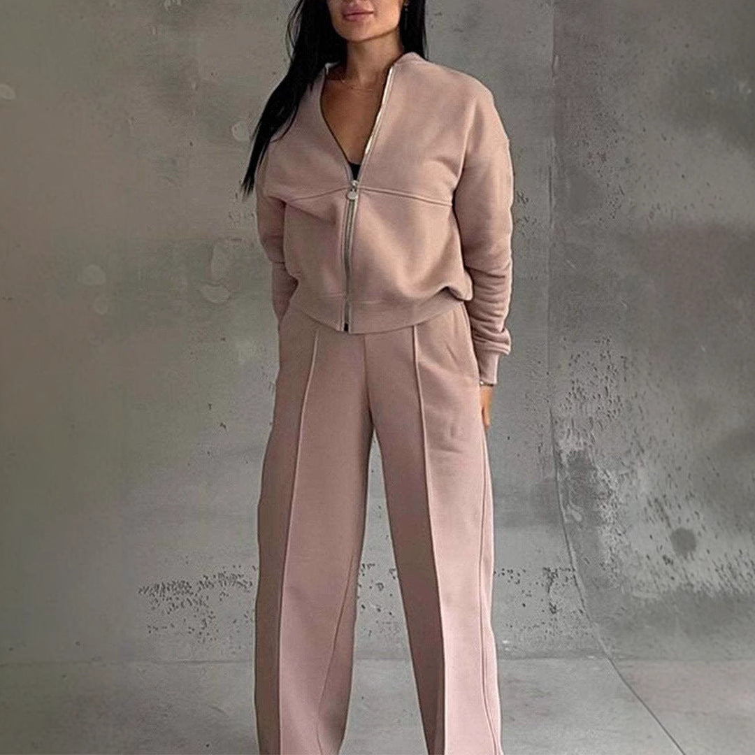 Mångsidigt dam byxset med raka ben. Regular fit, perfekt för en elegant kontorslook eller bekväm vardag.