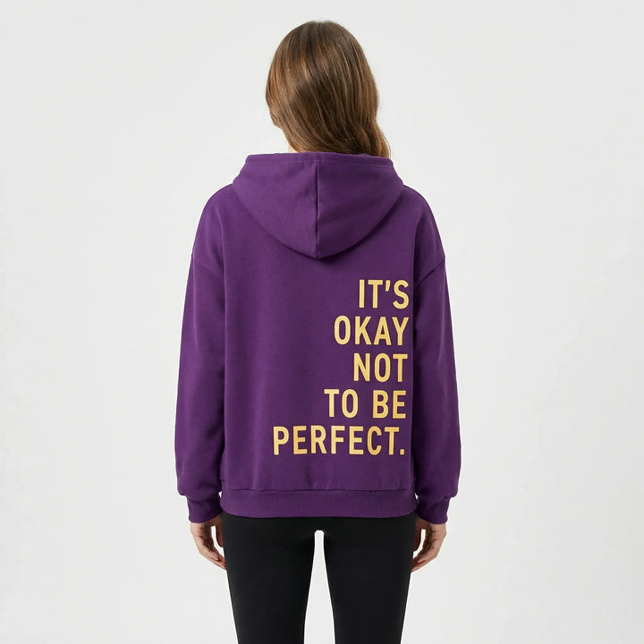 Närbild på tyget av damtröja Charlie. Mjuk och högkvalitativ hoodie.