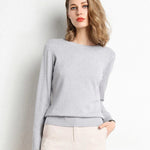 Grå