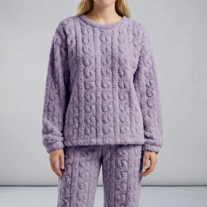 Lyxig dam pyjamas med långa ärmar. En perfekt presentidé som kombinerar komfort och stil för kvinnor.