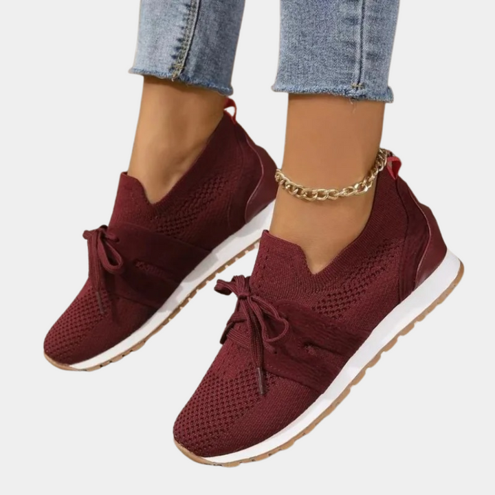 Grå Dam Nova sneakers, perfekta vardagsskor för dam. Stilrena skor med hög komfort för alla årstider och dammode.