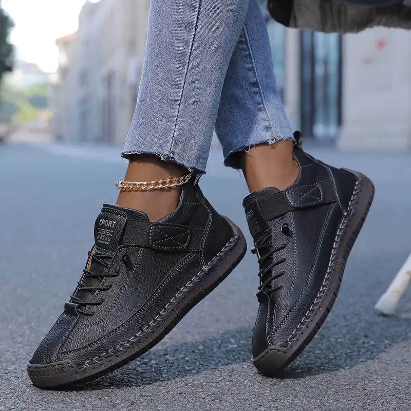 Dam slip-on sneakers för vardagen, bekväma och stilfulla fritidsskor. Optimal komfort.