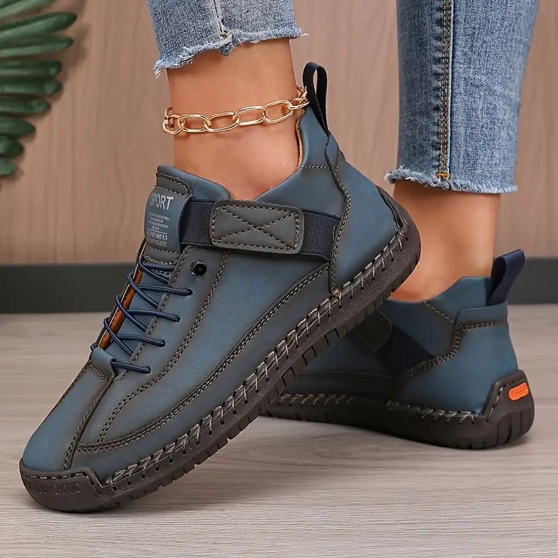 Lätta slip-on damskor med flexibel sula. Perfekta fritidsskor för aktiva kvinnor som söker stil & komfort.