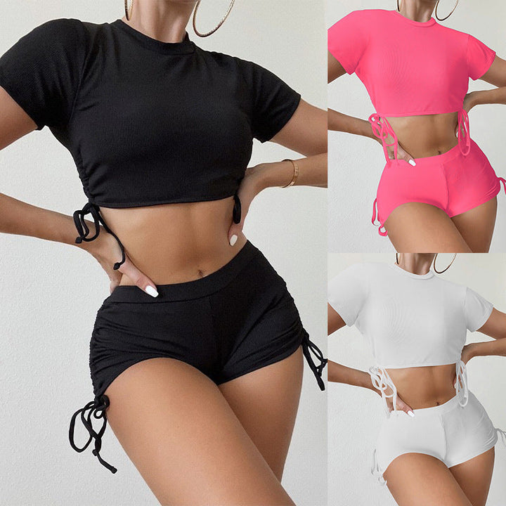 Dam sportigt crop-top & shorts-set för träning och fritid. Trendigt sommarset.