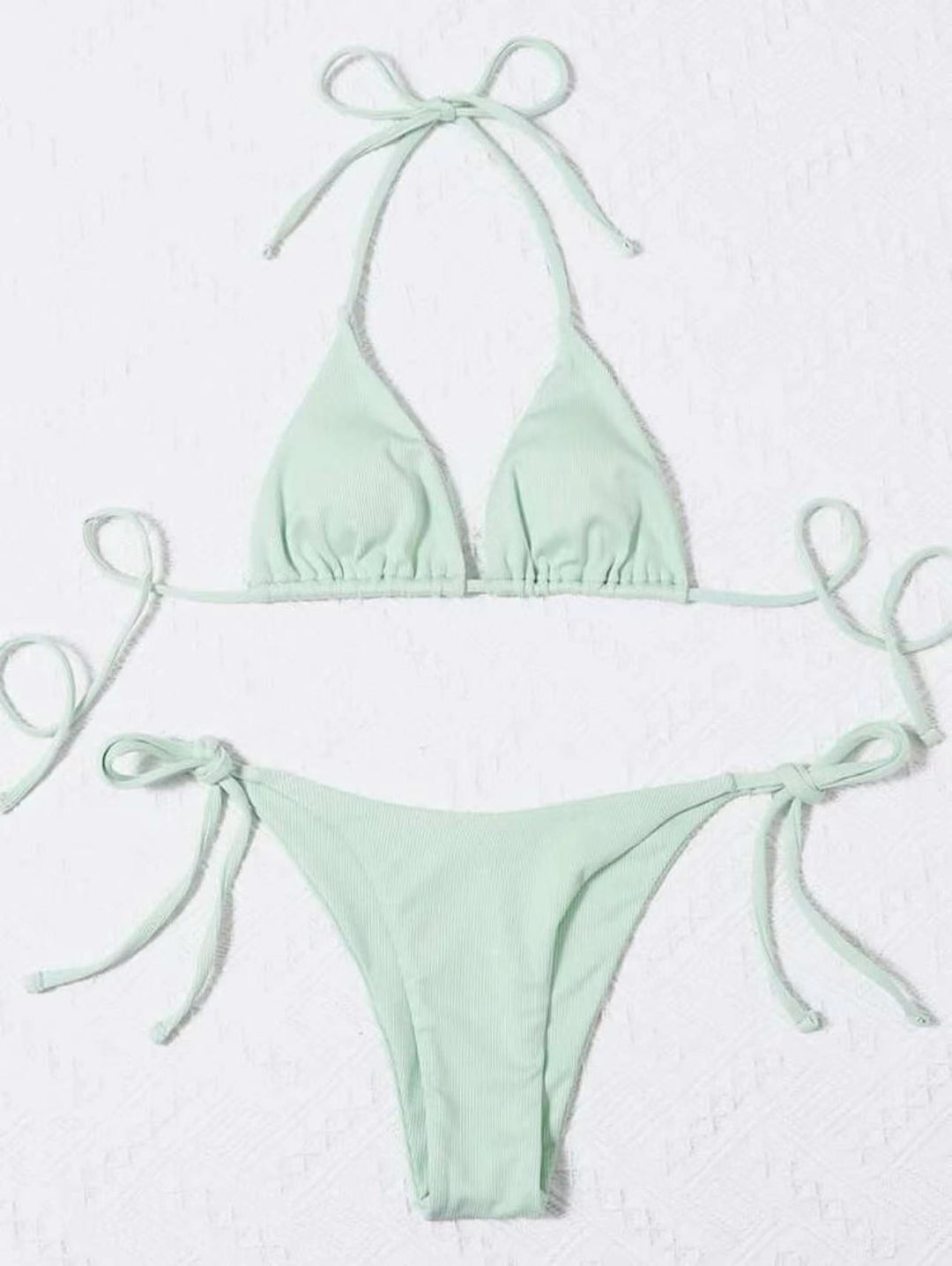 Mångsidig dam triangelbikini med justerbara band & knyt underdel. Idealiska badkläder för sommaraktiviteter.