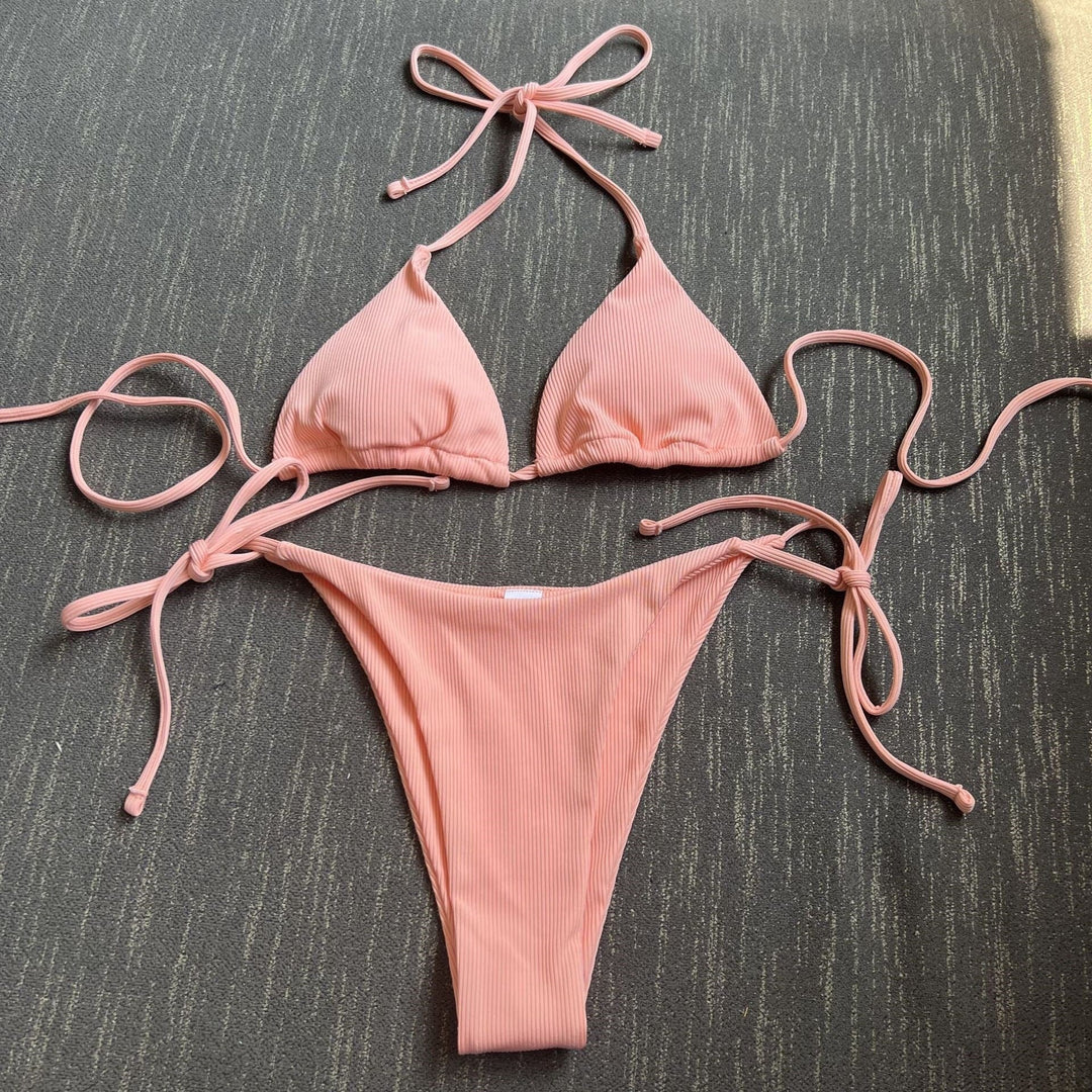 Enfärgad dam triangelbikini med sidoknutar, optimal passform. Snabbtorkande badkläder för strandsemester.