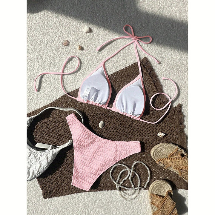 Elegant dam bikini, texturerad triangeltopp med justerbara axelband. Bekväma badkläder.
