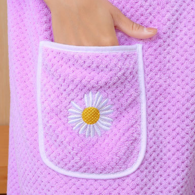 Dambadrock, snabbtorkande, i lyxigt mjukt material och flexibelt designad för optimal komfort efter badet.
