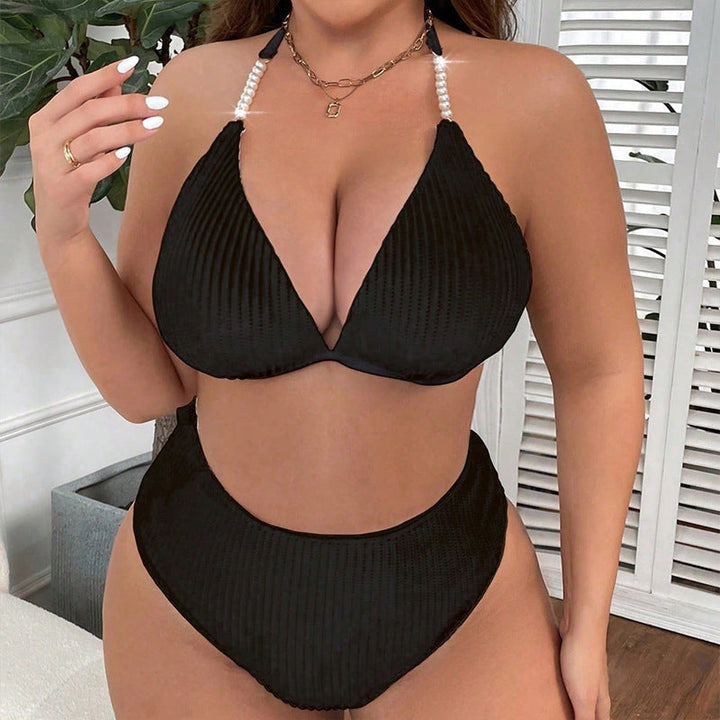Dambikini med hög midja och plisserade detaljer, komplett med en axelbandslös bikinitopp för sommarstil.