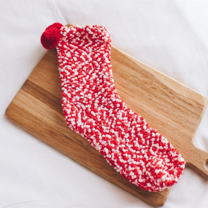 "Damer Pom Pom Muffin Strumpor i färgglada nyanser med mjuka pom poms, perfekta som söta och unika presenter."