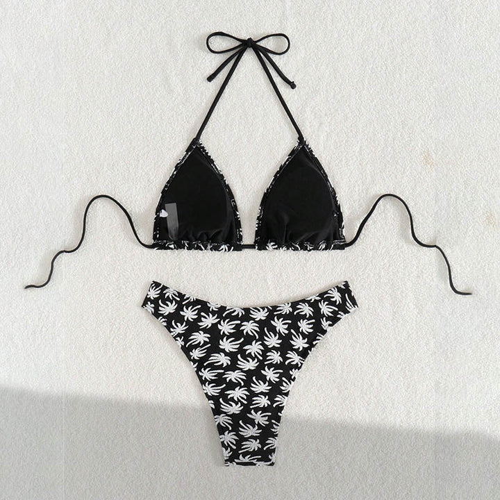 Tvådelad dambikini, triangeltop & trosa med hög benskärning och exotiskt palmmönster, sommarens badkläder.