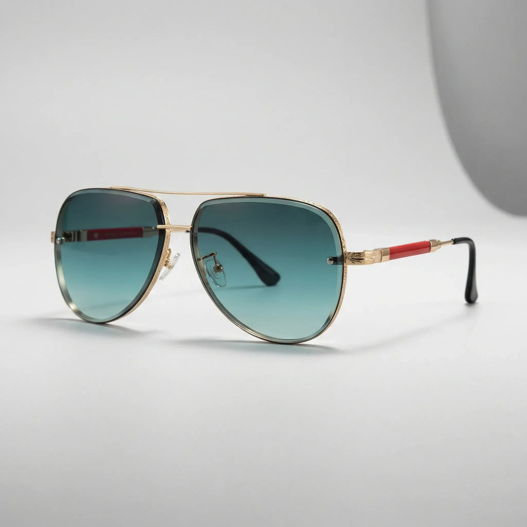 Bruna lätta aviator-solglasögon för kvinnor. Tidlös design, optimalt UV400-skydd och komfort.