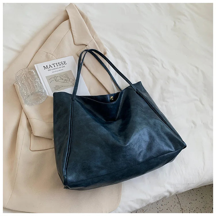 Elegant toteväska, den perfekta axelväskan och presenttipset för kvinnor.