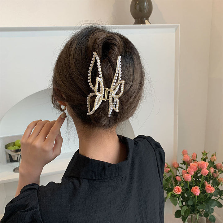 Damhårklämmor i strassmetall, guld och silver, elegant design, perfekt för stil och elegans, kvinnliga accessoarer.