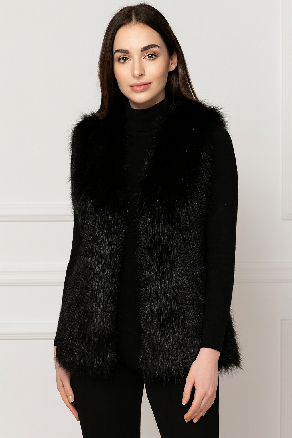 Elegant Tahlia väst i konstpäls. Optimal för vintermode; ger både värme och en sofistikerad look.