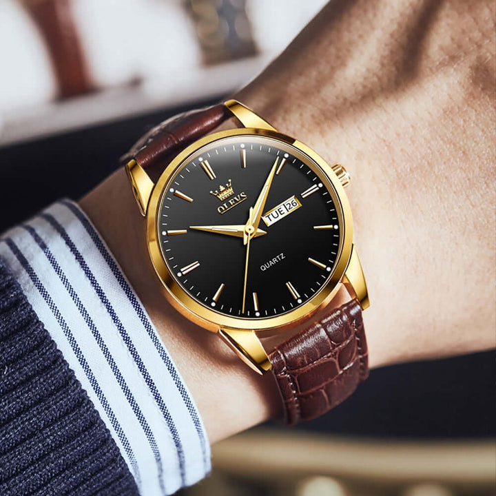 Elegant Klocka med Tidlös Design