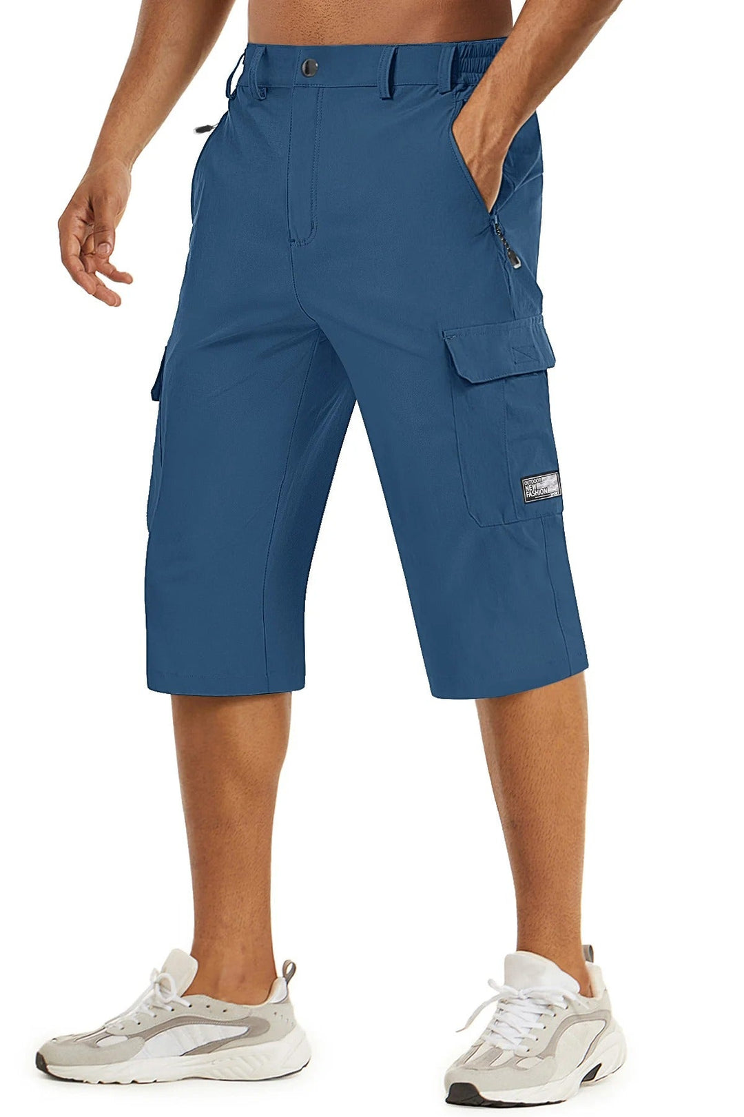 Närbild på slitstarkt tyg och sömmar på taktiska sommarshorts