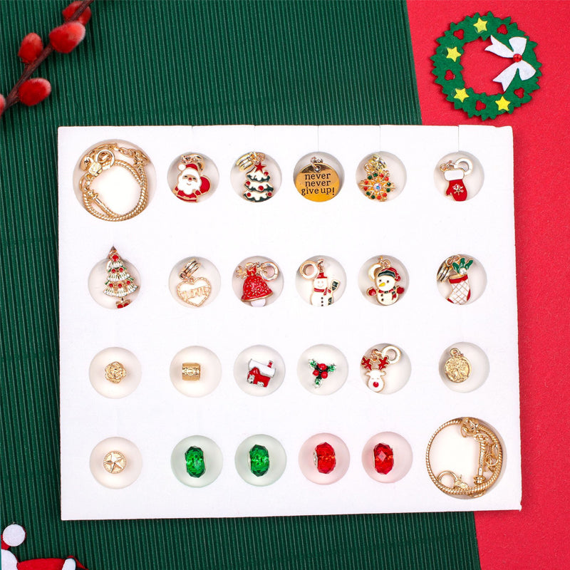 DIY Jul Adventskalender armbandskit för flickor med färgglada pärlor och charms, perfekt för kreativa smycken.