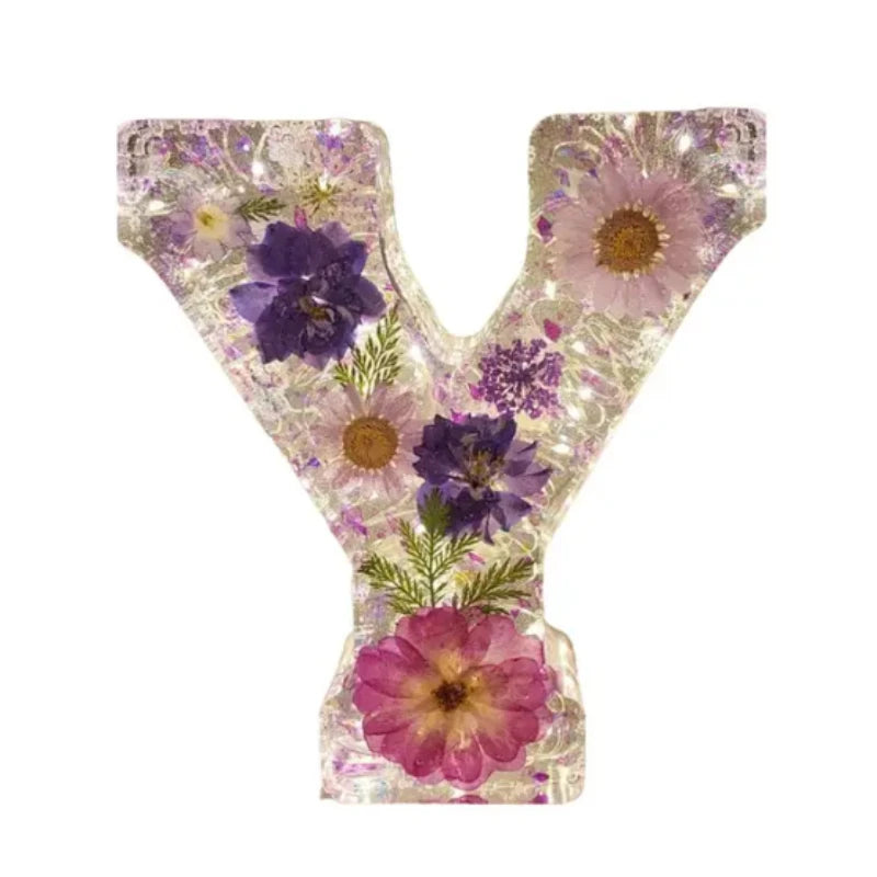 Inspirerande produktbild på den personliga nattlampan med blomsterdesign