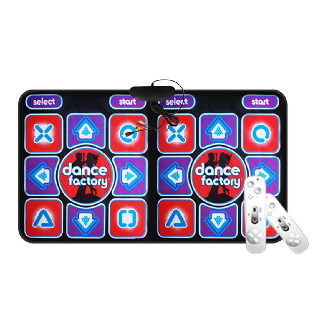 Dubbel dansmatta som uppmuntrar rörelse och aktivitet, perfekt för interaktiv inomhuslek och träning.