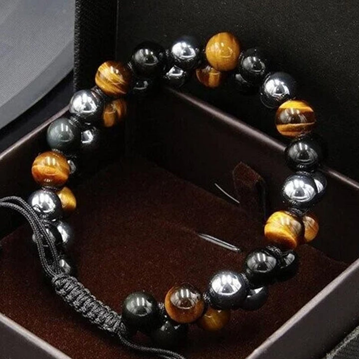 Dubbelt lager kristallarmband med tigeröga, svart obsidian och hematit för både män och kvinnor, stilrent och elegant.