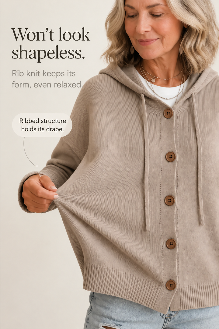 Höstmode damkofta i hip-length modell med funktionell huva