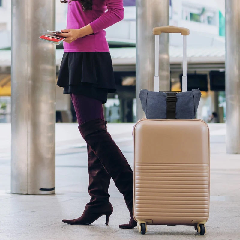 "Elastiskt band för bagage, svart och flexibelt, idealiskt för resväskor och bärbara väskor, säker och lättanvänd."